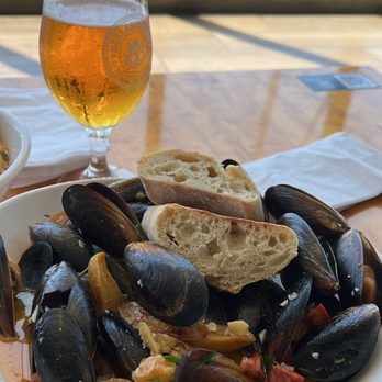 Ballast Point Brewing Long Beach - Beer and Mussels - Breweries Near Me - Long Beach, California