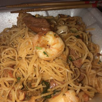 LA Crawfish - Awesome Garlic Noodles - Vietnamese Near Me - San Antonio, Texas LA Crawfish - Awesome Garlic Noodles - Vietnamese Near Me - San Antonio, Texas