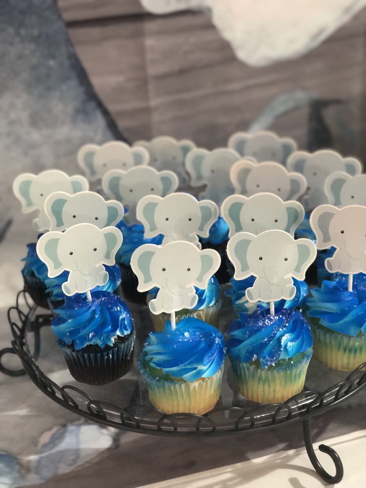 SHAKEY’S PIZZA PARLOR 141 Photos & 225 Reviews 14300 SE Petrovitsky