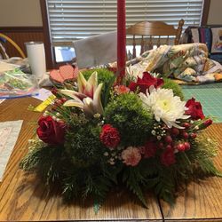 Floral arrangement...gorgeous!