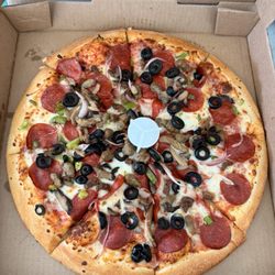 Large Supreme Pizza