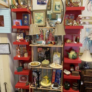 Easy Street Home Decor - Vintage toys. Additional toys nearby. - Antiques Near Me - Brooksville, Florida