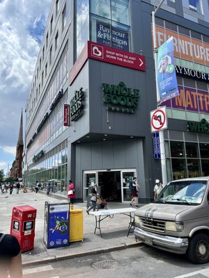 Whole Foods Market by null