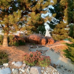 Beautiful autumn colors on the miniature golf.
