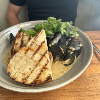 Finch & Fork - Mussels - New American Near Me - Santa Barbara, California