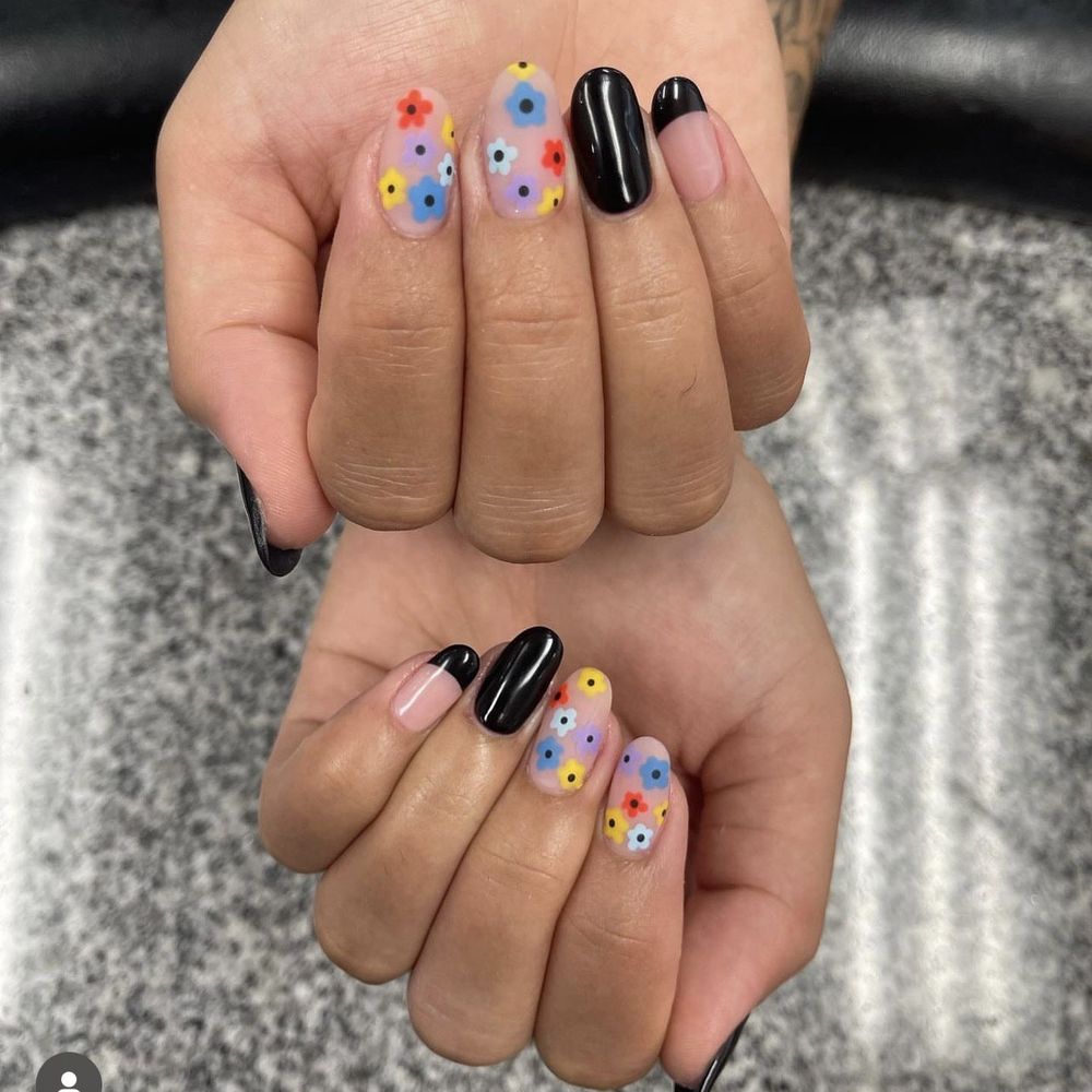 Gradient Nail - Nail Salons Near Me - Honolulu, Hawaii