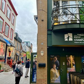 Quartier Petit Champlain - Shopping Centers Near Me - Quebec City, Quebec