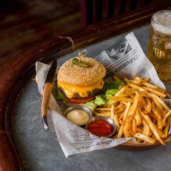 Cebu Bar & Bistro - The Cebu burger - Breakfast & Brunch Near Me - Brooklyn, New York