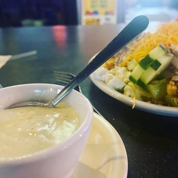 The Gust Hauf - Soup & salad bar - Pizza Near Me - Glendive, Montana