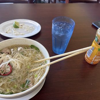 Pho 881 Restaurant - Vietnamese Near Me - Long Beach, California Pho 881 Restaurant - Vietnamese Near Me - Long Beach, California