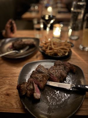 Vinyl Steakhouse by null