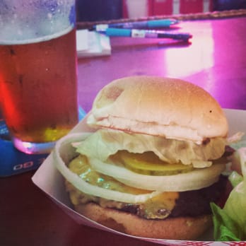 Skinny's Place - Burgers Near Me - Holmes Beach, Florida