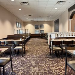 Lin's Grand Buffet