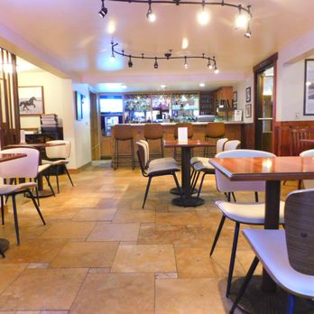 Copper Queen Hotel & Casino - Copper Flat Pub - Hotels Near Me - Ely, Nevada