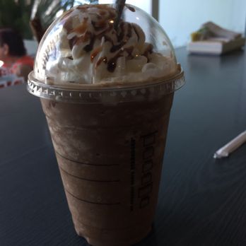 Krystal Grand Punta Cancún - Starbucks drinks served at their deli - Hotels Near Me - Cancún, ROO Krystal Grand Punta Cancún - Starbucks drinks served at their deli - Hotels Near Me - Cancún, ROO