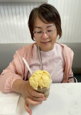 Fosselman's Ice Cream Co. by null