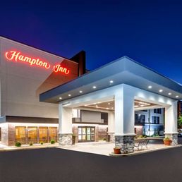 Exterior photo of Hampton Inn Cincinnati Airport-North - Hebron, Kentucky Exterior photo of Hampton Inn Cincinnati Airport-North - Hebron, Kentucky