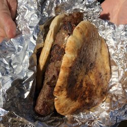 Burek & Ćevapi Mästarna - Juicy fat cevapi, balkan shawarma, expect union ans salty taste!