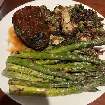 Elbow Room - Filet mignon with asparagus and Brussels - New American Near Me - Fresno, California Elbow Room - Filet mignon with asparagus and Brussels - New American Near Me - Fresno, California