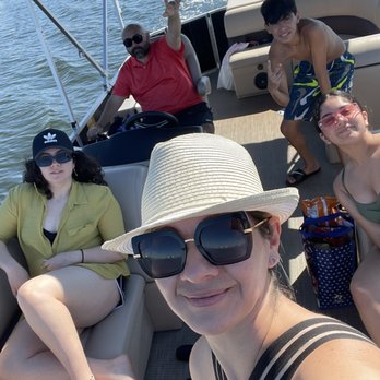 Aloha Pontoon Rental - Boating Near Me - Destin, Florida Aloha Pontoon Rental - Boating Near Me - Destin, Florida