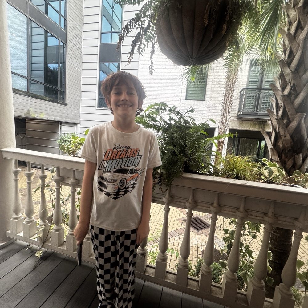 Delaney Oyster House - Happy kiddo after some shrimps - Seafood Near Me - Charleston, South Carolina Delaney Oyster House - Happy kiddo after some shrimps - Seafood Near Me - Charleston, South Carolina