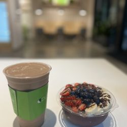 Pure Green - Downtown - Chocolate Mousse Smoothie and Pure Protein Acai Bowl