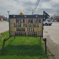 Al Couch's Super Market - Seed potatoes !
