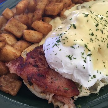 Keltic Kitchen - Rasher eggs benny - Breakfast & Brunch Near Me - West Yarmouth, Massachusetts