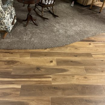 Nagl Floor Covering - a living room and dining room - Carpeting Near Me - Aurora, Oregon Nagl Floor Covering - a living room and dining room - Carpeting Near Me - Aurora, Oregon