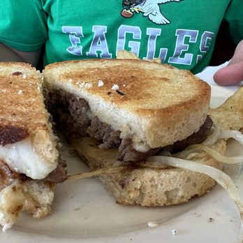 Mel's Diner - Diners Near Me - Lebanon, Pennsylvania Mel's Diner - Diners Near Me - Lebanon, Pennsylvania
