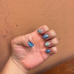 TT's Rainbow Nail