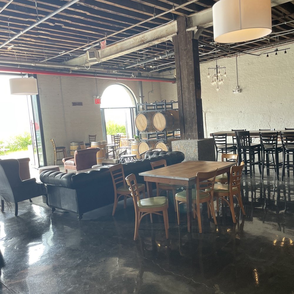 Strong Rope Brewery - Comfy sitting area - Breweries Near Me - Brooklyn, New York Strong Rope Brewery - Comfy sitting area - Breweries Near Me - Brooklyn, New York