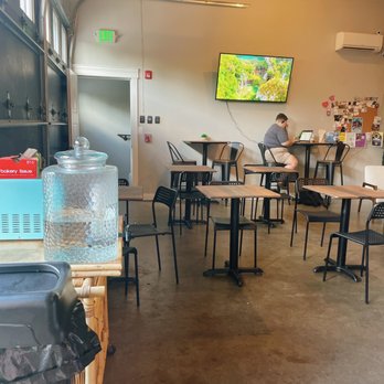 Morning Mugs Coffee - Interior seating - Coffee & Tea Near Me - Baltimore, Maryland