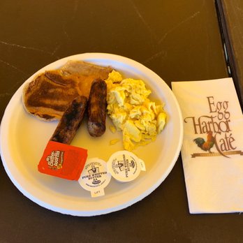 Historic Wagner Farm - The breakfast buffet items - Farmers Market Near Me - Glenview, Illinois