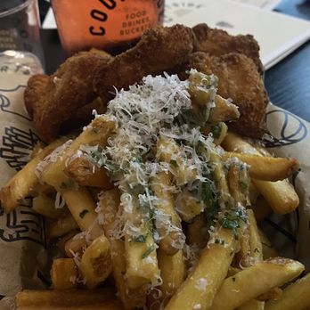 Courtside Food and Drinks - Sports Bars Near Me - Vancouver, British Columbia