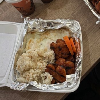 Salo Salo Kitchen - Filipino Near Me - West Covina, California
