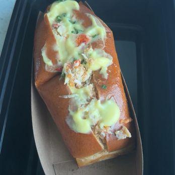 Claw & Order - Claw and Order lobster roll - Seafood Near Me - Orlando, Florida