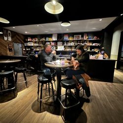 Victory Sandwich Bar - Bar area- order on the right