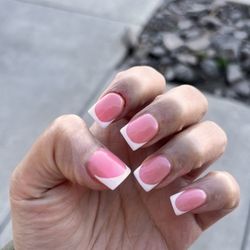 Sparks Nail Spa - Bleeding cuticle, ugly pink topcoat that I didn't ask for