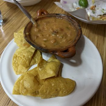 Taquería Los Cocuyos - Frijoles - Street Vendors Near Me - México, D.F., DIF