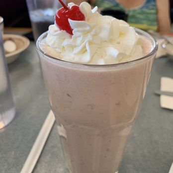 Sid's Restaurant - Strawberry banana shake - Diners Near Me - Winnemucca, Nevada Sid's Restaurant - Strawberry banana shake - Diners Near Me - Winnemucca, Nevada