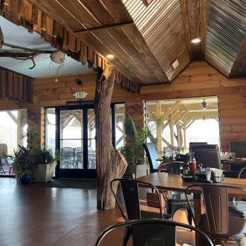 Lydia Mountain Lodge & Log Cabins - Dining room - Hotels Near Me - Stanardsville, Virginia Lydia Mountain Lodge & Log Cabins - Dining room - Hotels Near Me - Stanardsville, Virginia