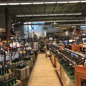 Bass Pro Shops - Outdoor Gear Near Me - Dania, Florida