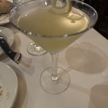 Bob's Steak & Chop House - The Bee Knees - Steakhouses Near Me - Grapevine, Texas