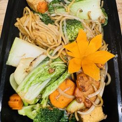 White Springs Cafe - (V) Chow Mein w/ Tofu