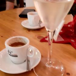 POL-ITAL - Prosecco trinken und guten Beschluss wünschen!
