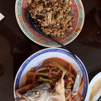 Queen's English - Sweet and Sour Bronzino and Crispy Rice - Hong Kong Style Cafe Near Me - Washington, DC, District of Columbia Queen's English - Sweet and Sour Bronzino and Crispy Rice - Hong Kong Style Cafe Near Me - Washington, DC, District of Columbia