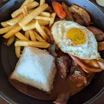 El Mono - Lomo Saltado - Peruvian Near Me - El Cerrito, California El Mono - Lomo Saltado - Peruvian Near Me - El Cerrito, California