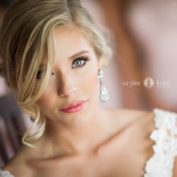 Simply Elegant Bridal - One Beautiful Bride photographed by by Aislinn Kate Photography in Pensacola