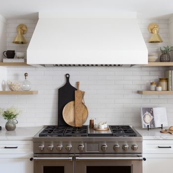 McMaster & Hill Construction - Beautiful kitchen hood, and lovely floating shelving! - General Contractors Near Me - Westlake Village, California McMaster & Hill Construction - Beautiful kitchen hood, and lovely floating shelving! - General Contractors Near Me - Westlake Village, California